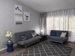 Lovely 2 bedroom condo with a pool!